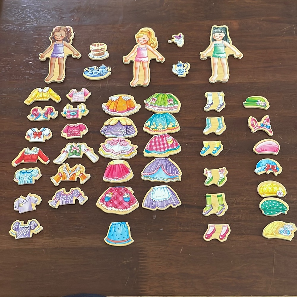 Magnetic Dress Up Dolls